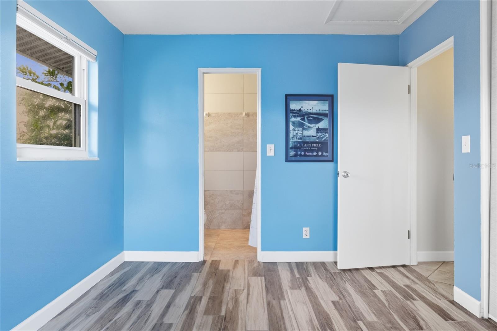 Image 52 of 79 For 4261 14th Street Ne