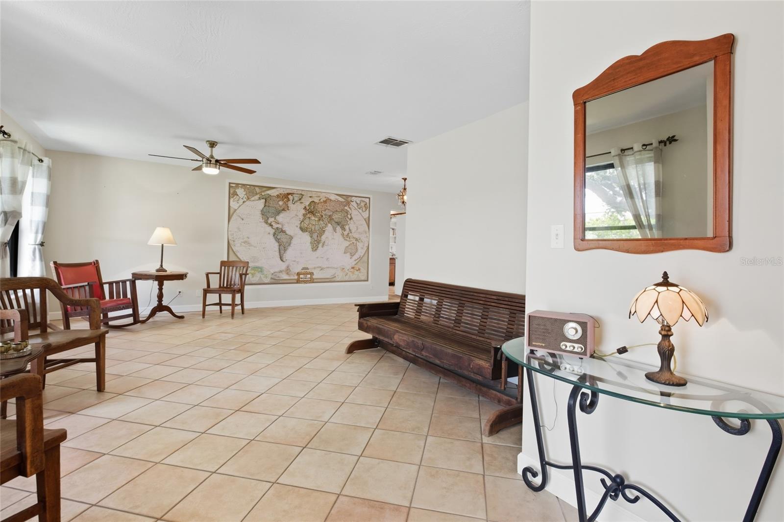 Image 7 of 79 For 4261 14th Street Ne