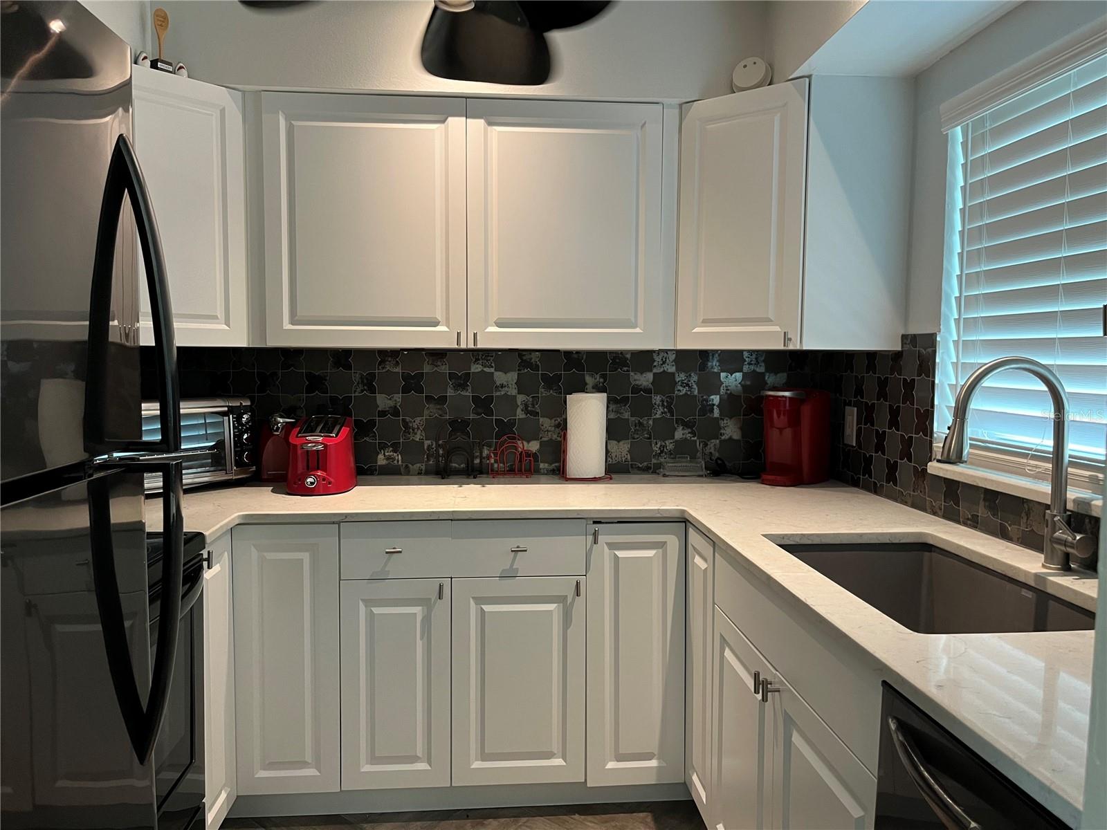 Image 11 of 28 For 430 Larboard Way 6