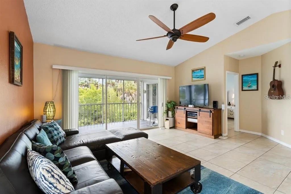 Image 5 of 23 For 11411 Harbor Way 1621
