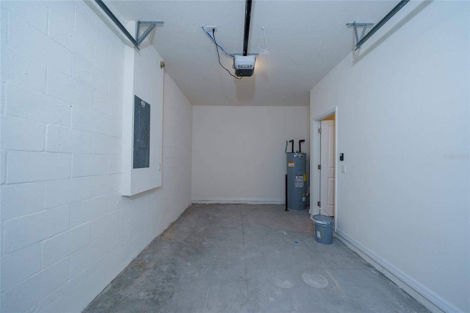 Image 8 of 39 For 34275 Sorrel Mint Drive