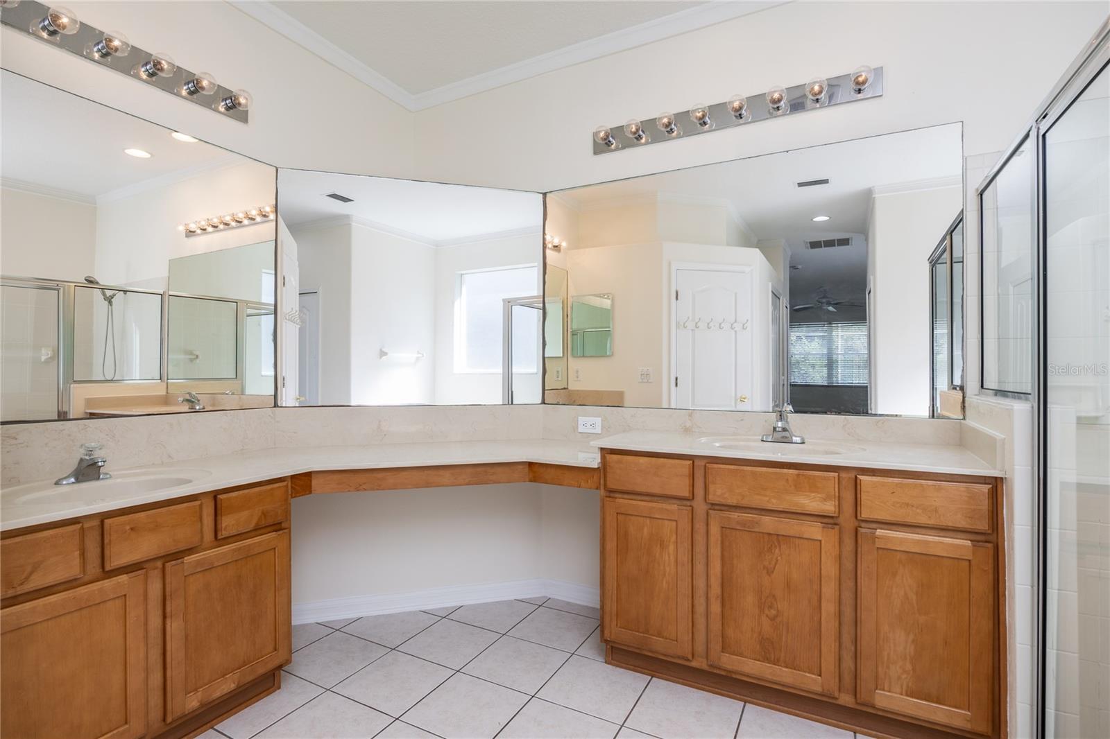 Image 16 of 30 For 8132 Brinegar Circle