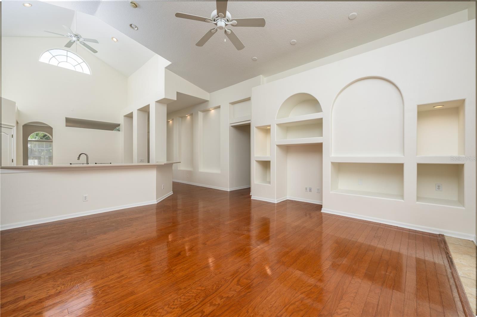 Image 5 of 30 For 8132 Brinegar Circle