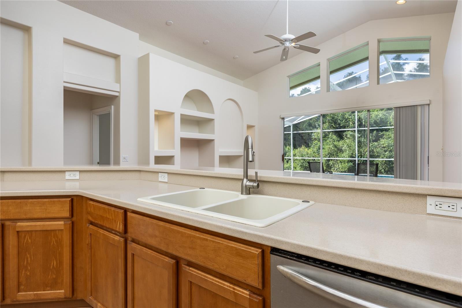 Image 9 of 30 For 8132 Brinegar Circle