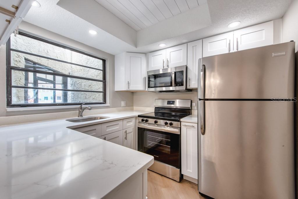 Image 11 of 43 For 2571 Cyprus Drive 1-102