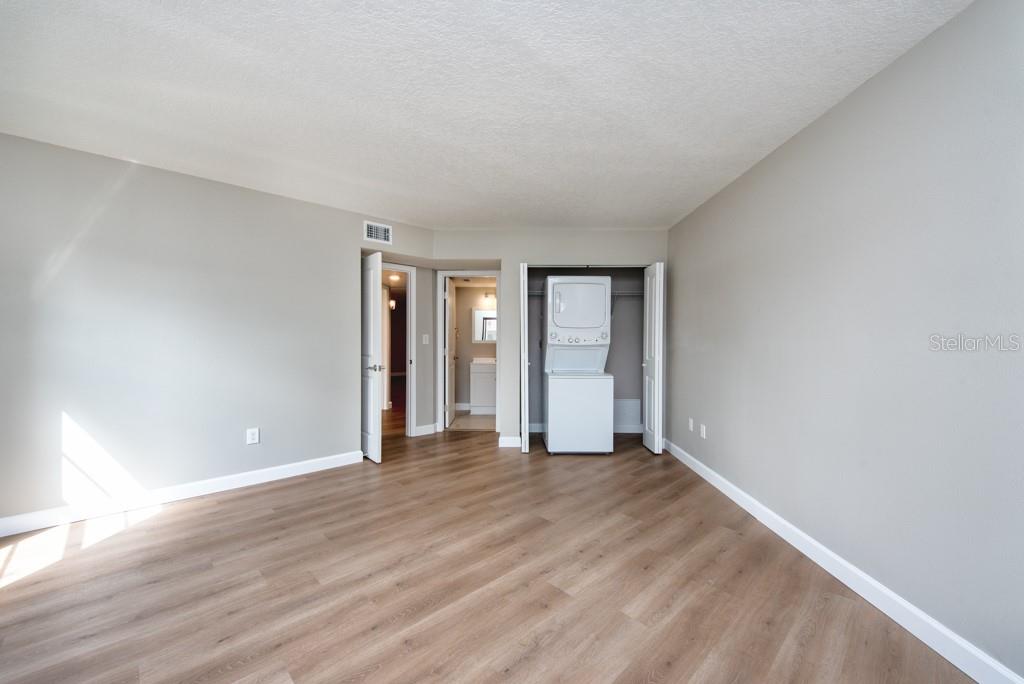 Image 15 of 43 For 2571 Cyprus Drive 1-102