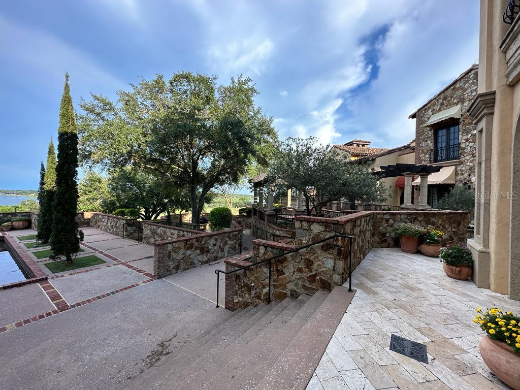 Image 36 of 40 For 16005 Volterra Point