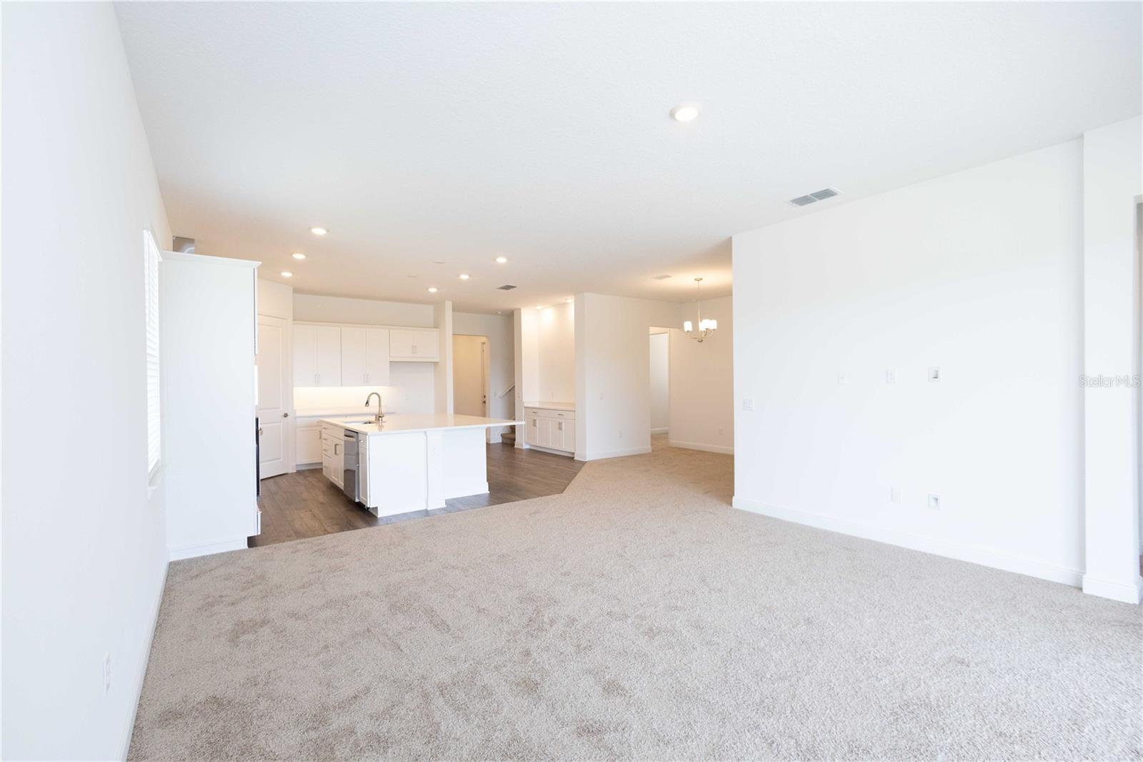 Image 5 of 40 For 16005 Volterra Point