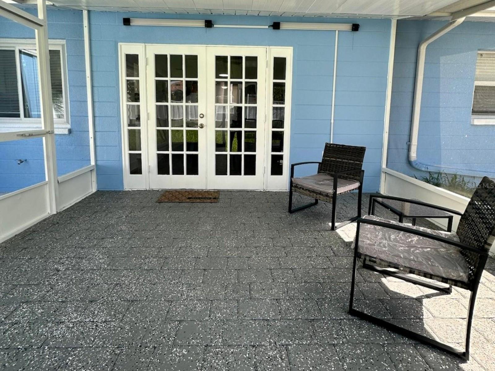 Image 24 of 27 For 17734 1st Street E