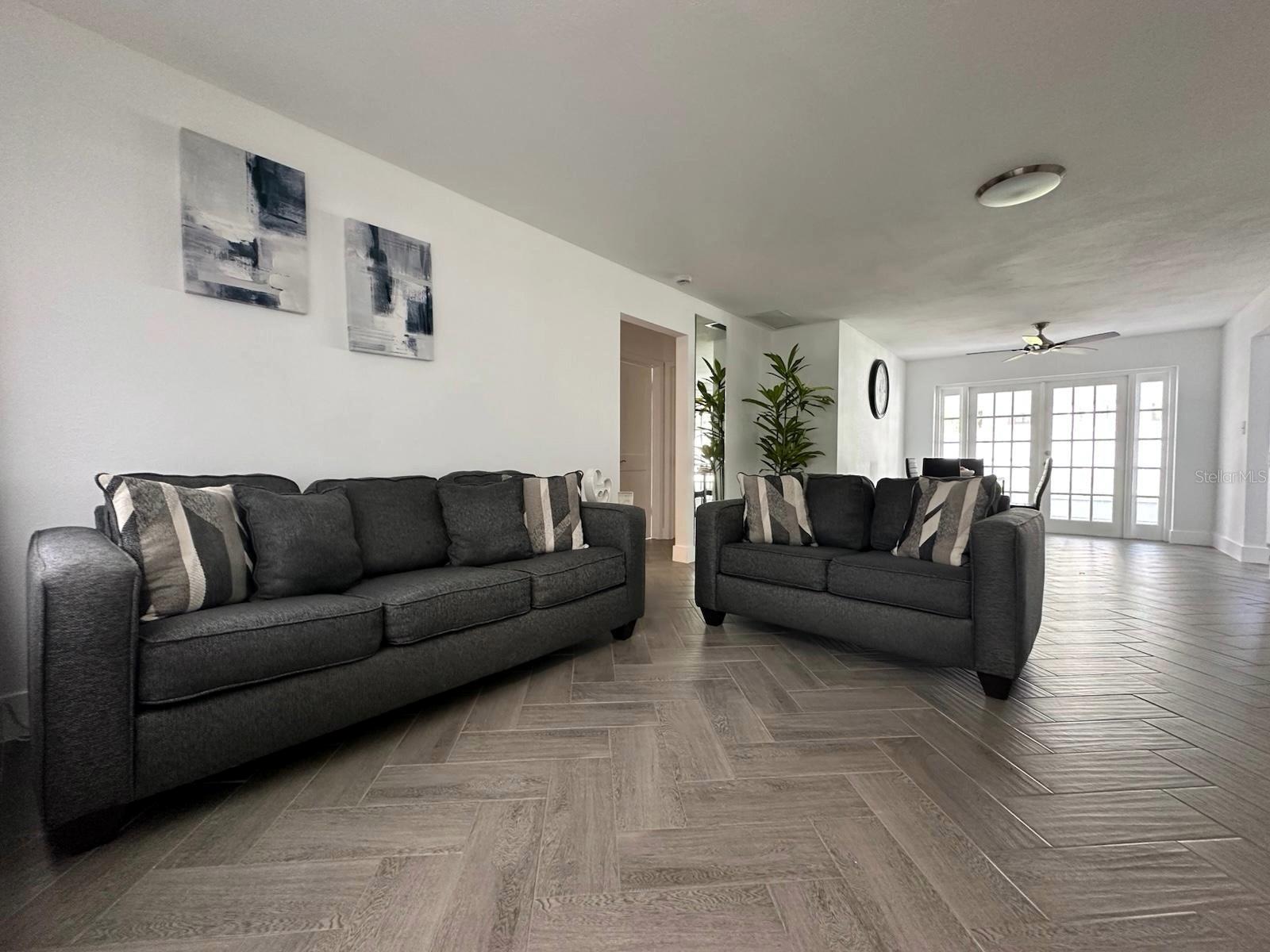 Image 4 of 27 For 17734 1st Street E