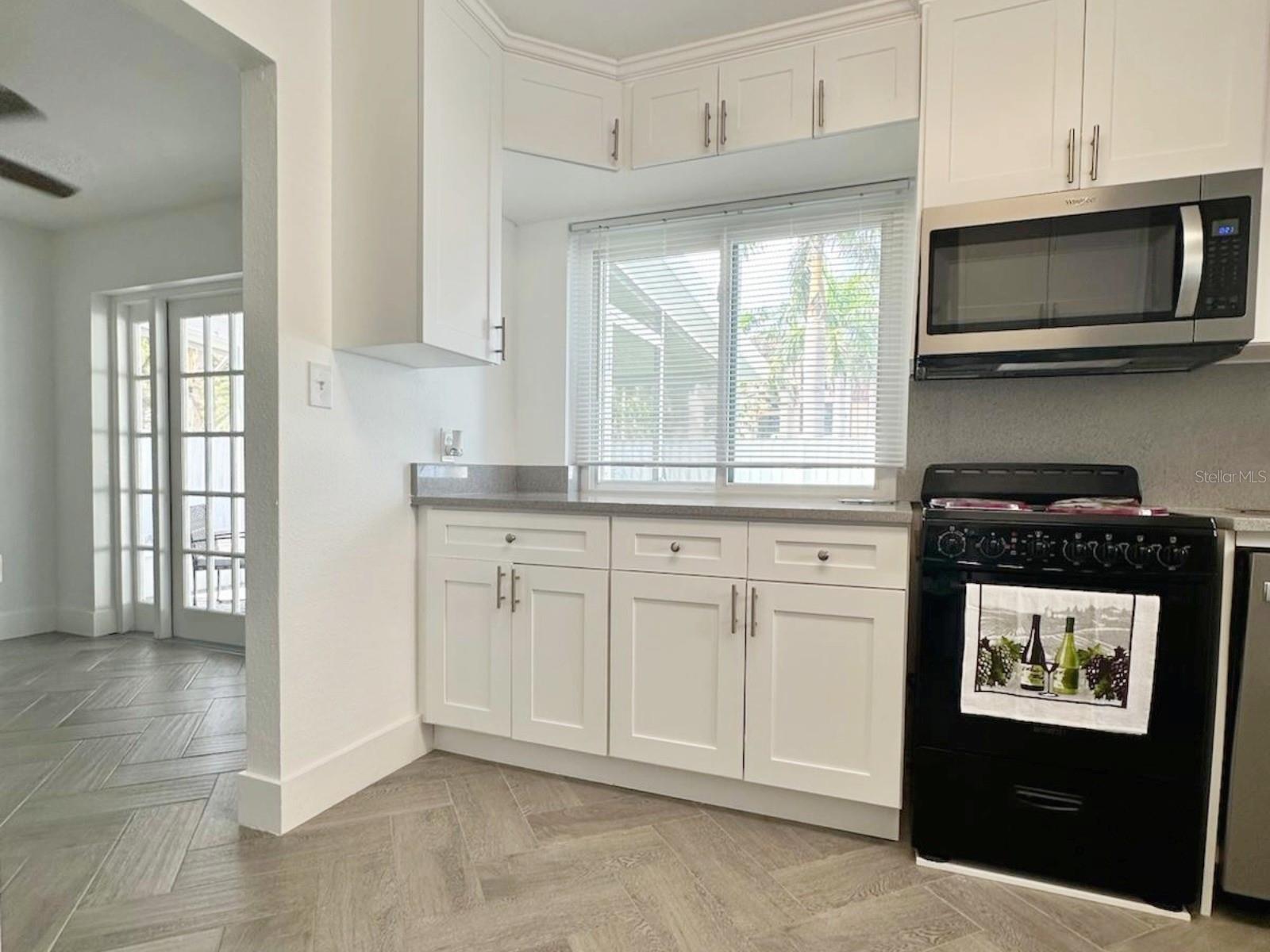 Image 8 of 27 For 17734 1st Street E