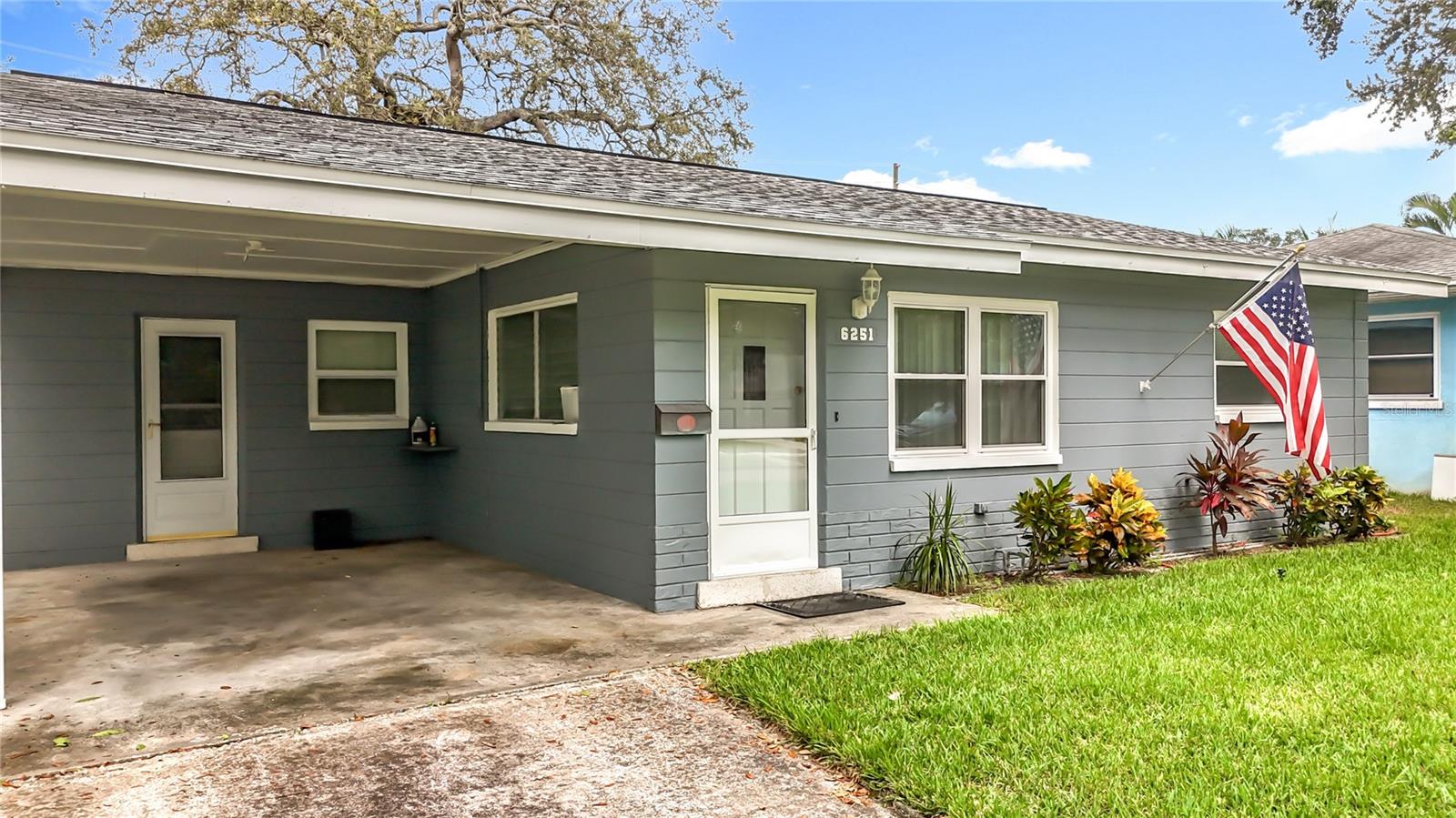 Image 15 of 74 For 6251 2nd Avenue S