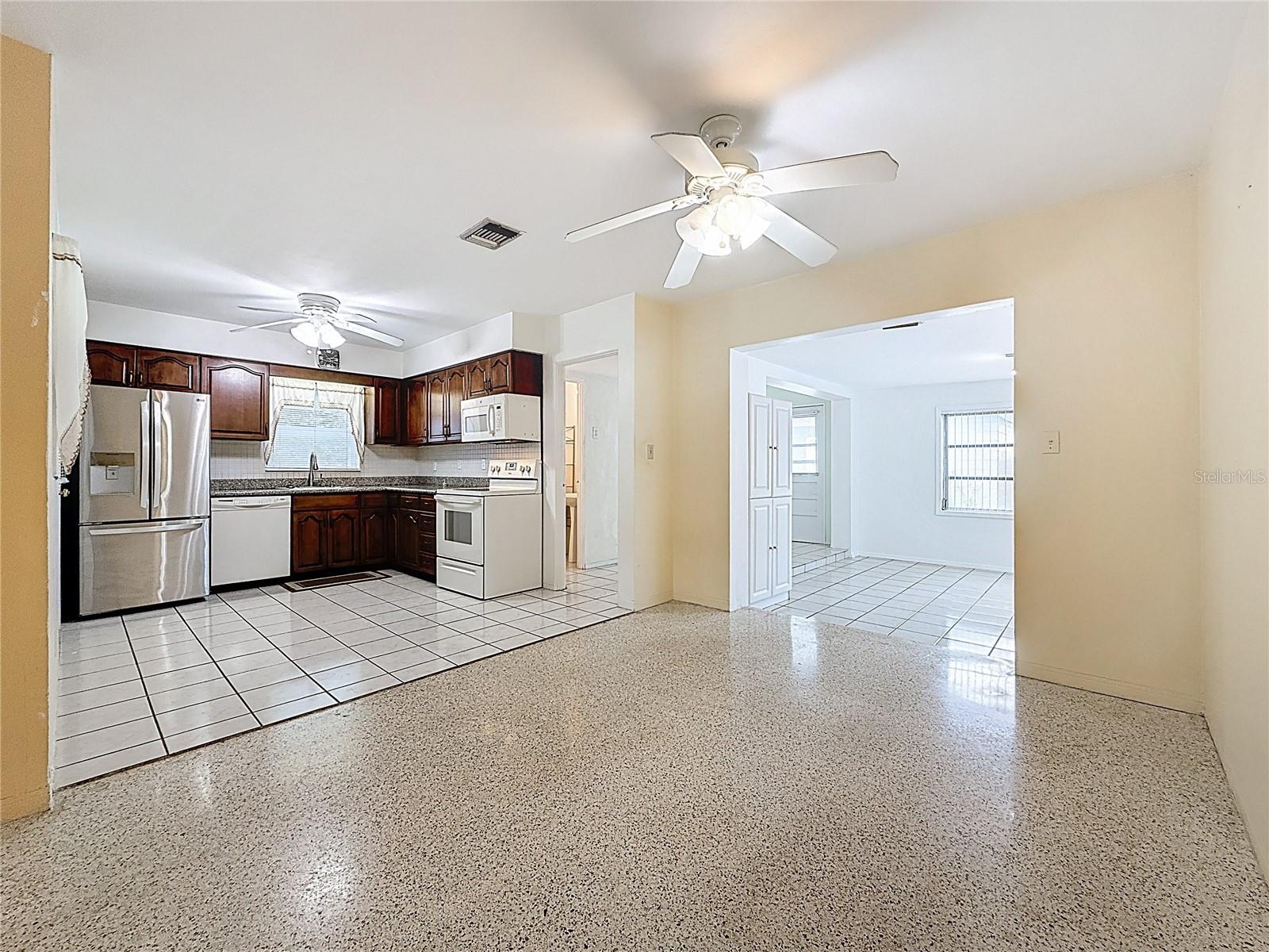 Image 26 of 74 For 6251 2nd Avenue S