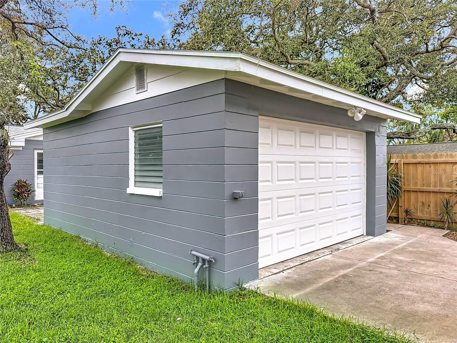 Image 59 of 74 For 6251 2nd Avenue S