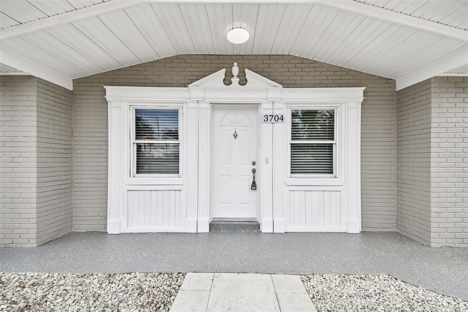 Image 2 of 40 For 3704 Oakhurst Drive