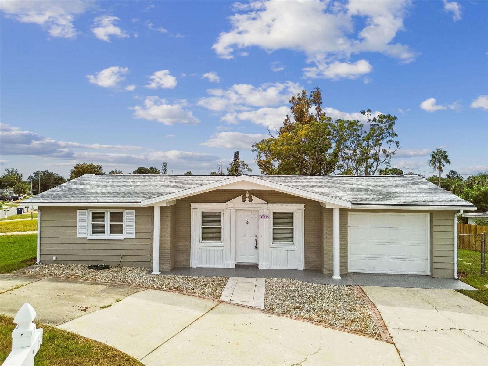 Image 36 of 40 For 3704 Oakhurst Drive