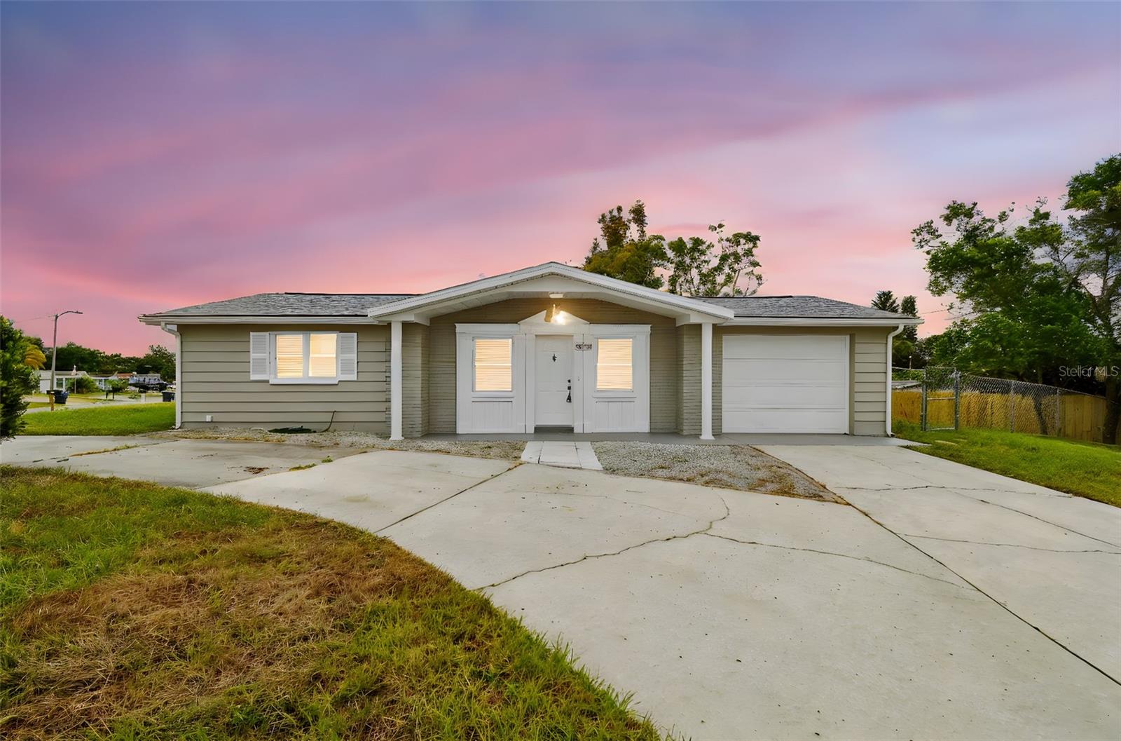 Image 40 of 40 For 3704 Oakhurst Drive