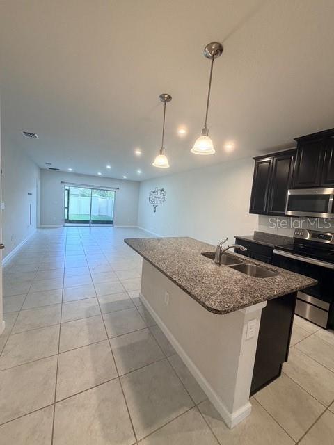 Image 4 of 19 For 17737 Turning Leaf Circle