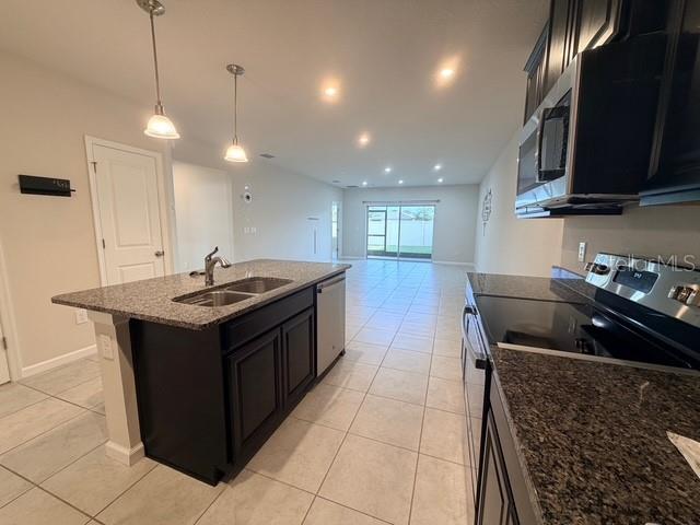 Image 5 of 19 For 17737 Turning Leaf Circle