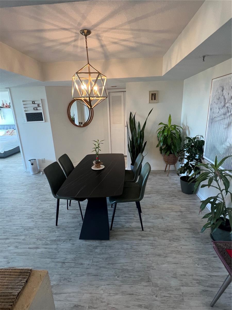 Image 14 of 50 For 3211 Swann Avenue 506