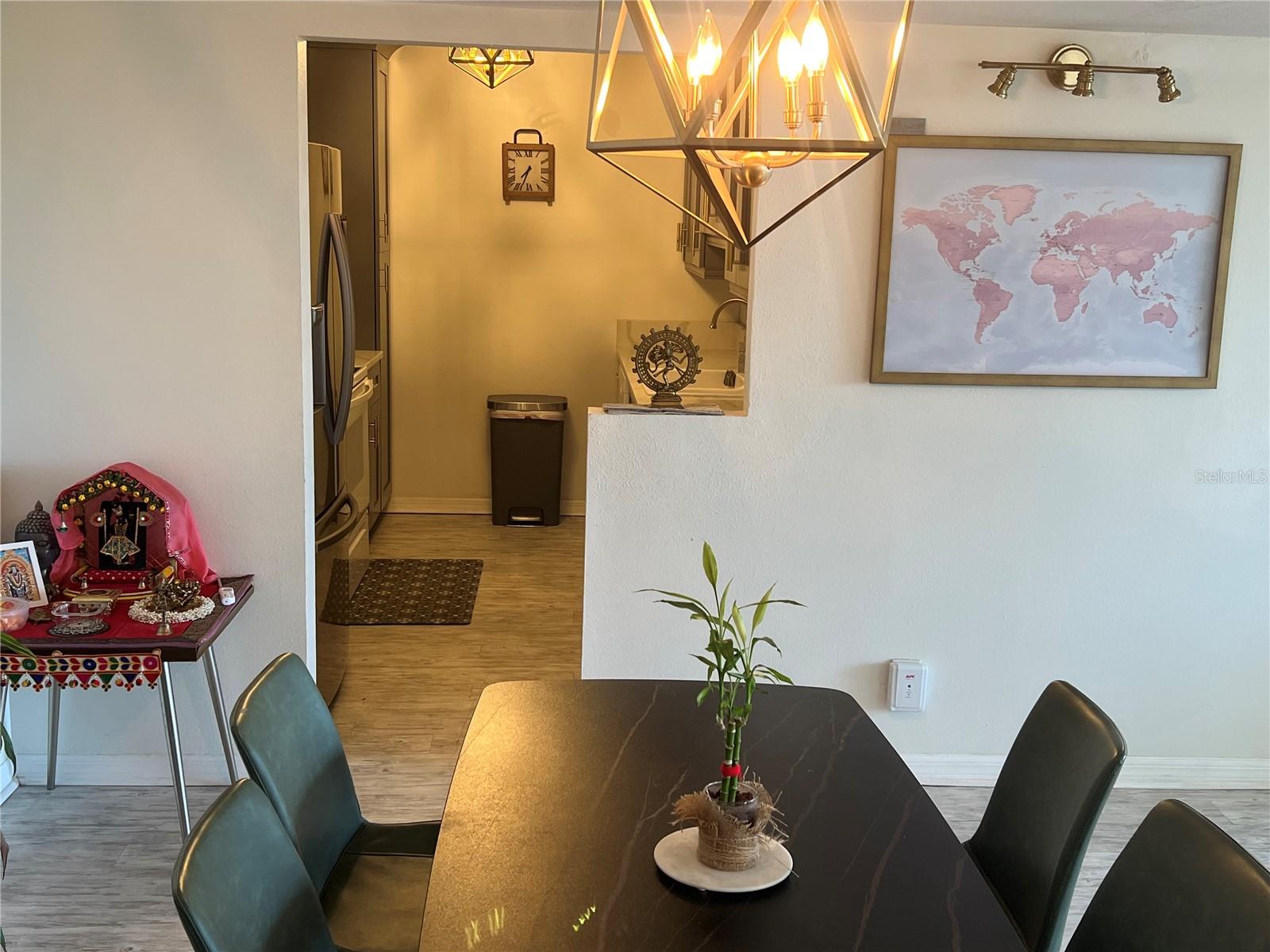 Image 7 of 50 For 3211 Swann Avenue 506