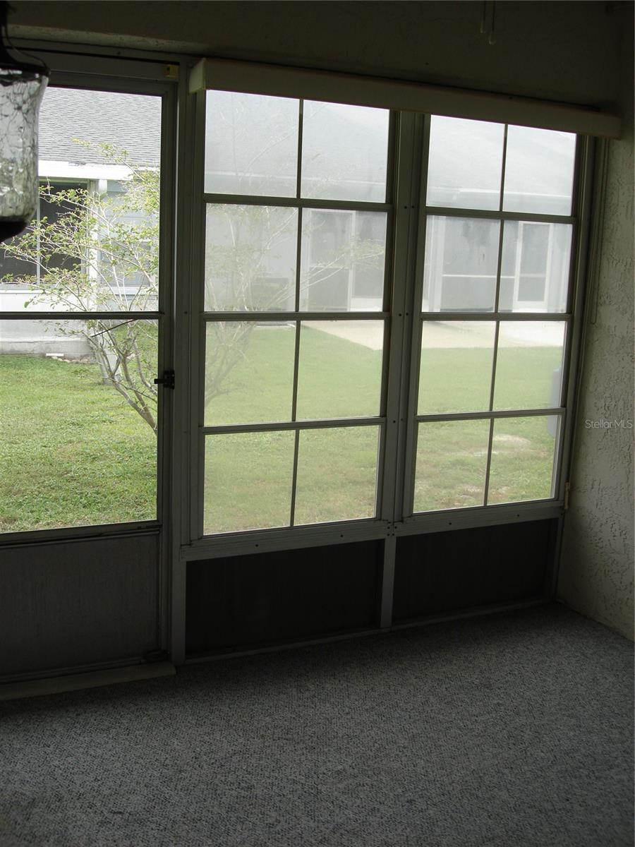 Image 7 of 22 For 2902 Bradley Court