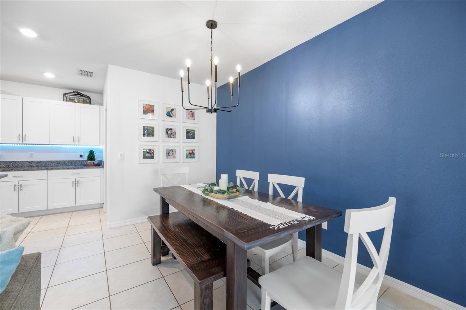 Listing photo id 12 for 9919 Aqua Miles Path