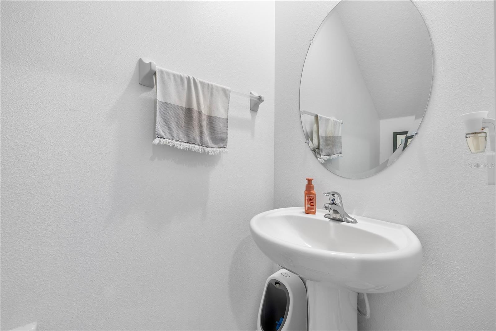 Listing photo id 13 for 9919 Aqua Miles Path