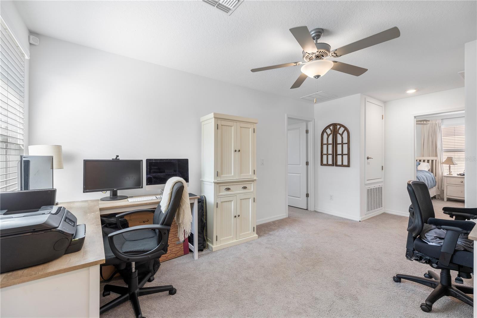 Listing photo id 16 for 9919 Aqua Miles Path