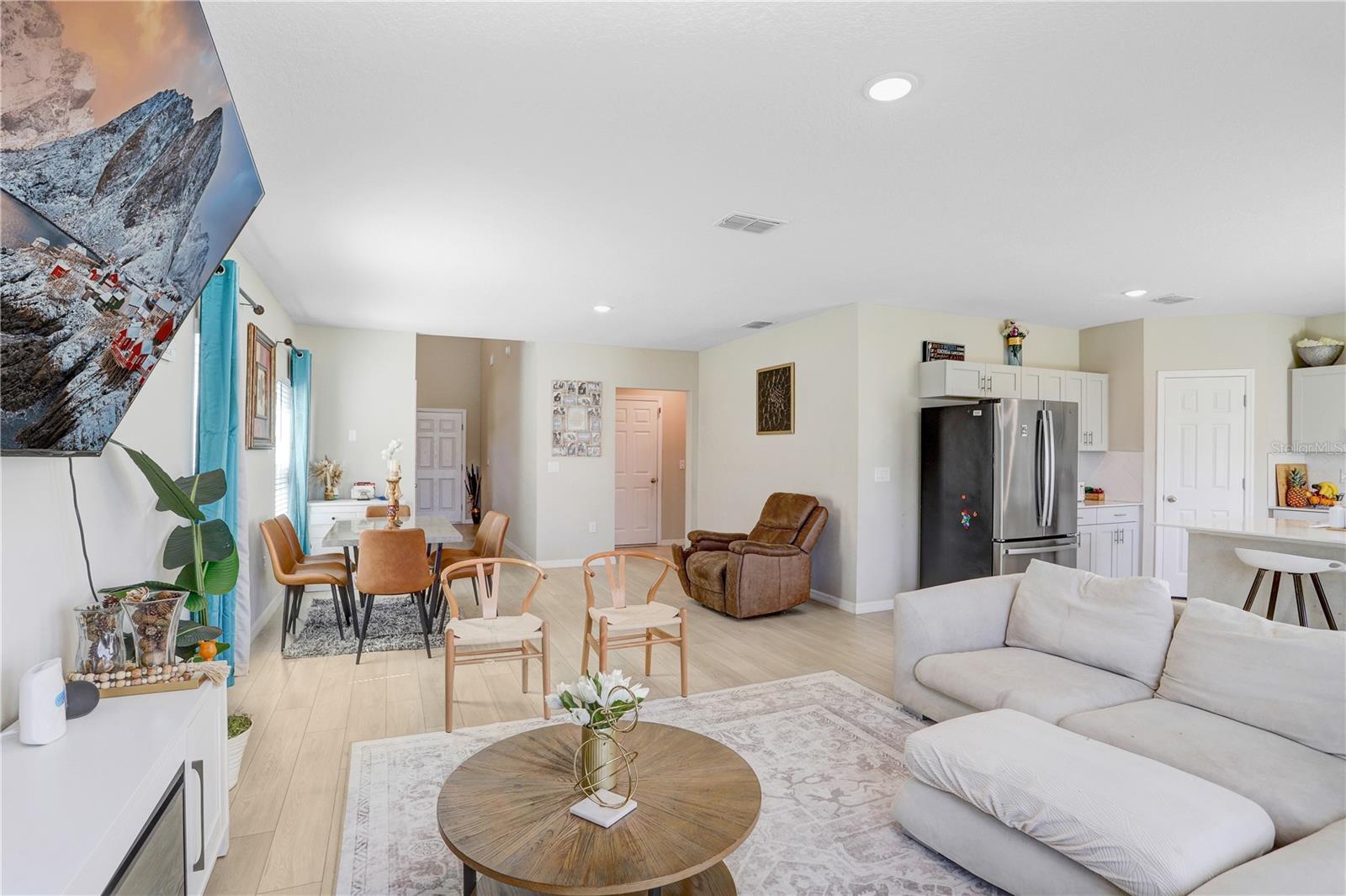 Image 16 of 37 For 7704 Twin Leaf Terrace