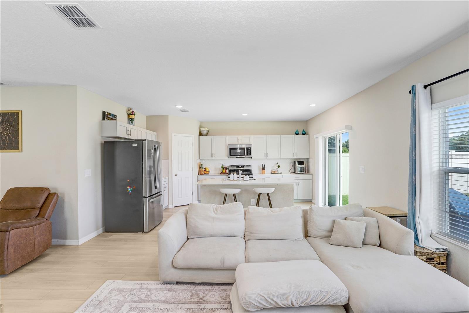 Image 17 of 37 For 7704 Twin Leaf Terrace