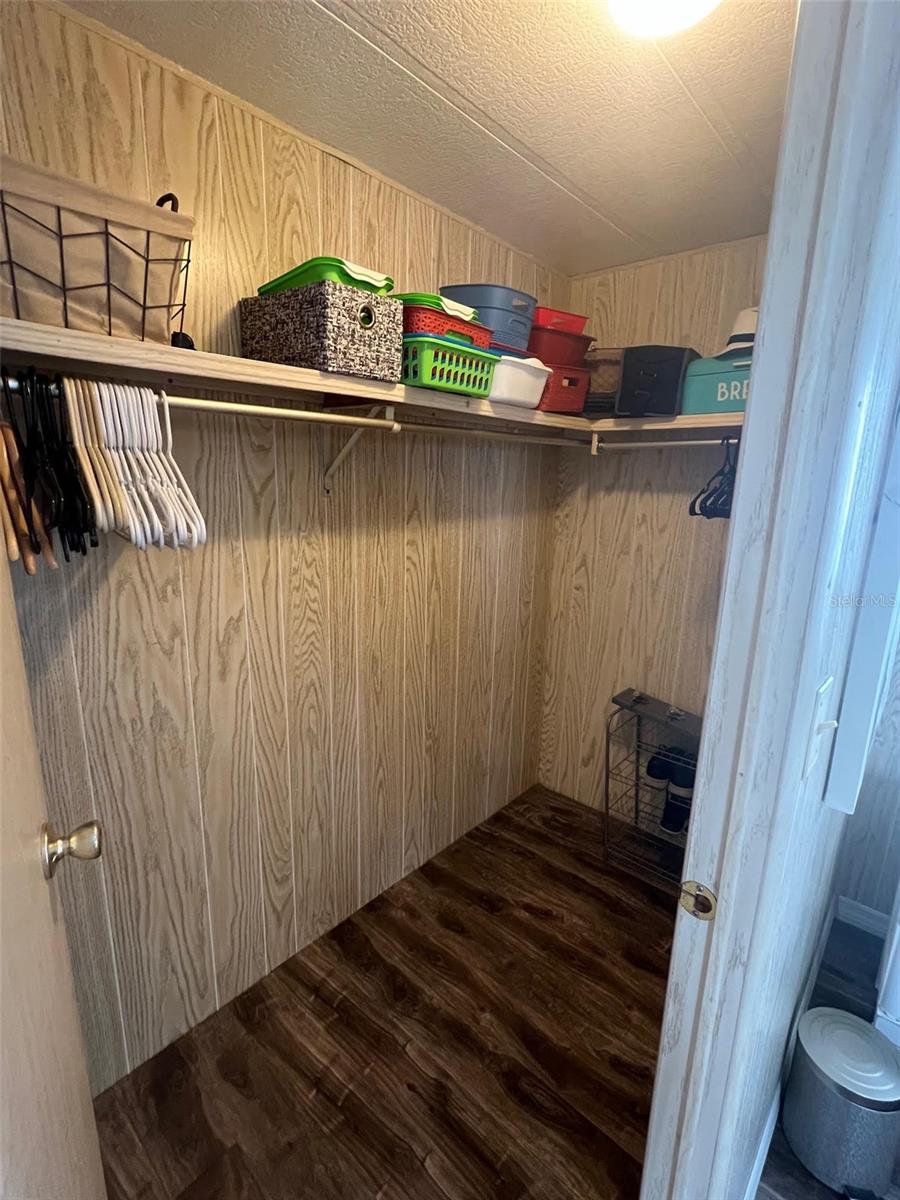 Image 19 of 31 For 11300 124th Avenue 117