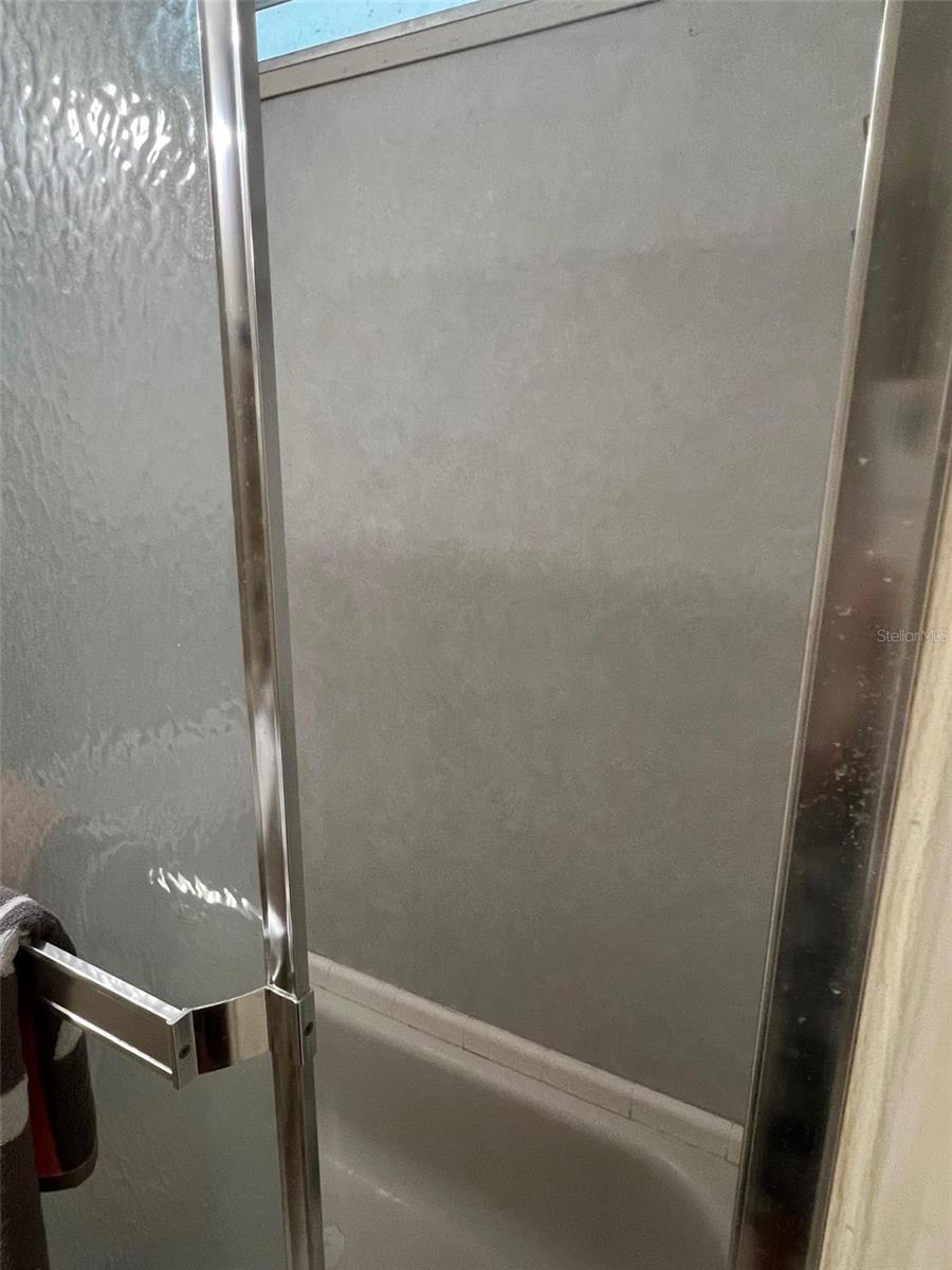 Image 29 of 31 For 11300 124th Avenue 117