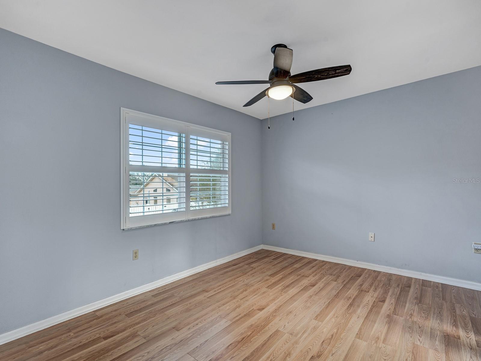 Image 19 of 29 For 10454 Ventura Drive