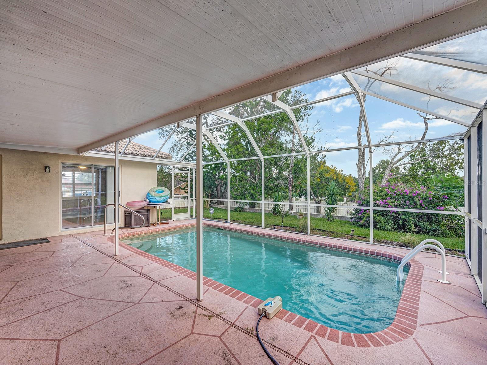 Image 2 of 29 For 10454 Ventura Drive