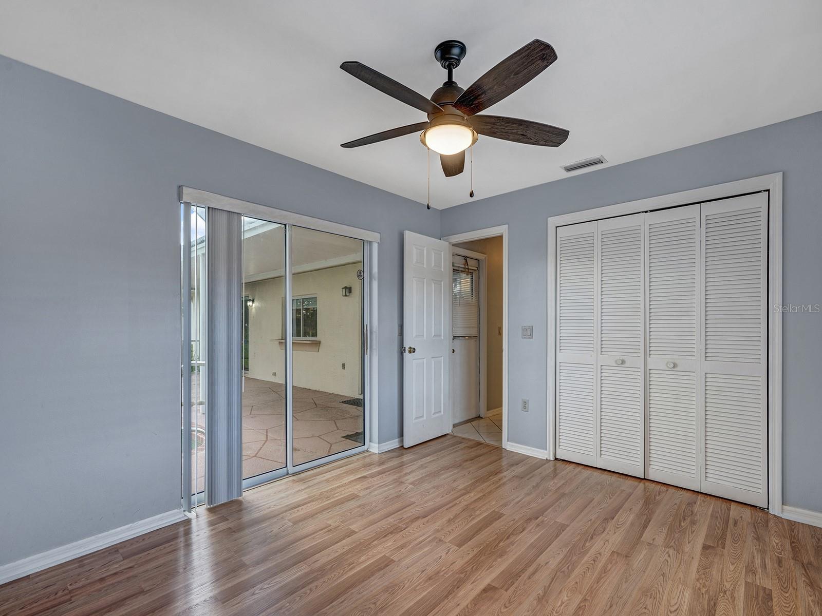 Image 21 of 29 For 10454 Ventura Drive