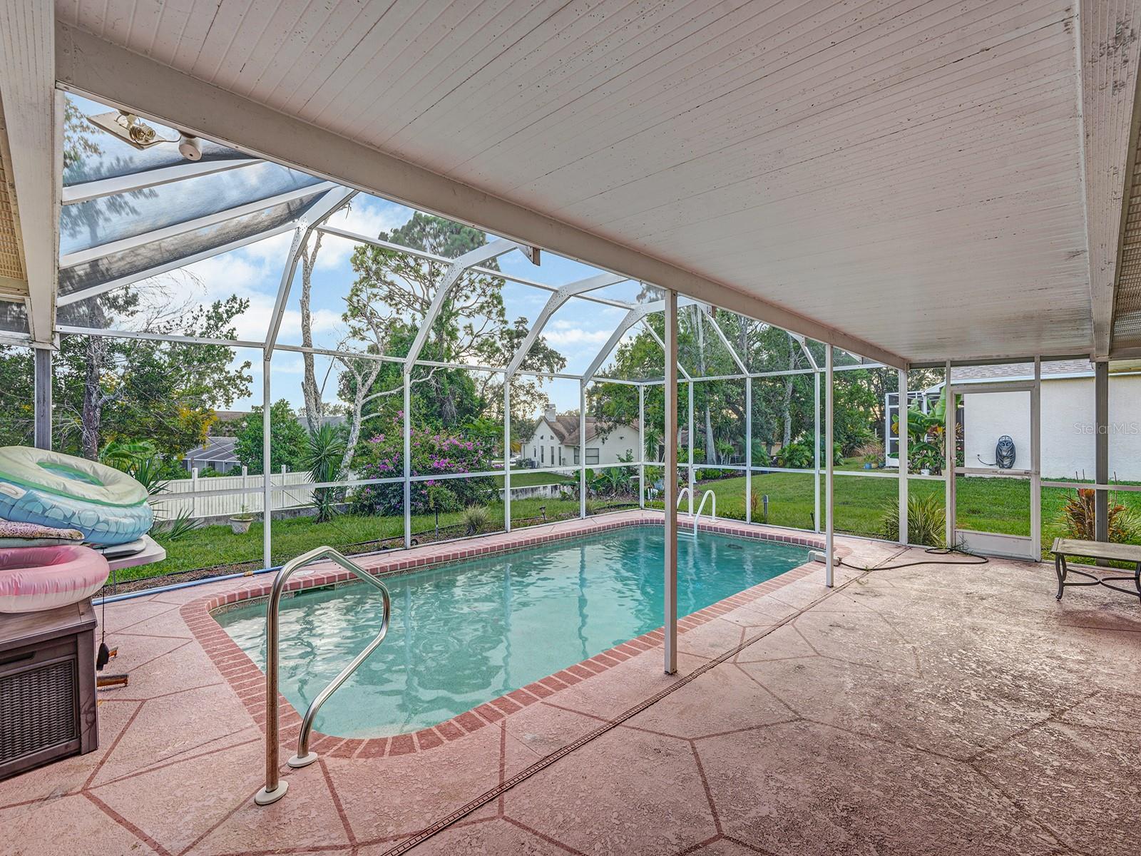 Image 3 of 29 For 10454 Ventura Drive