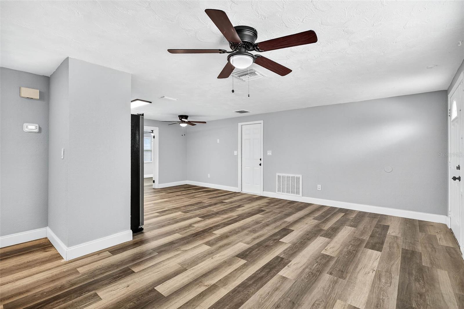 Image 9 of 13 For 6019 7th Avenue