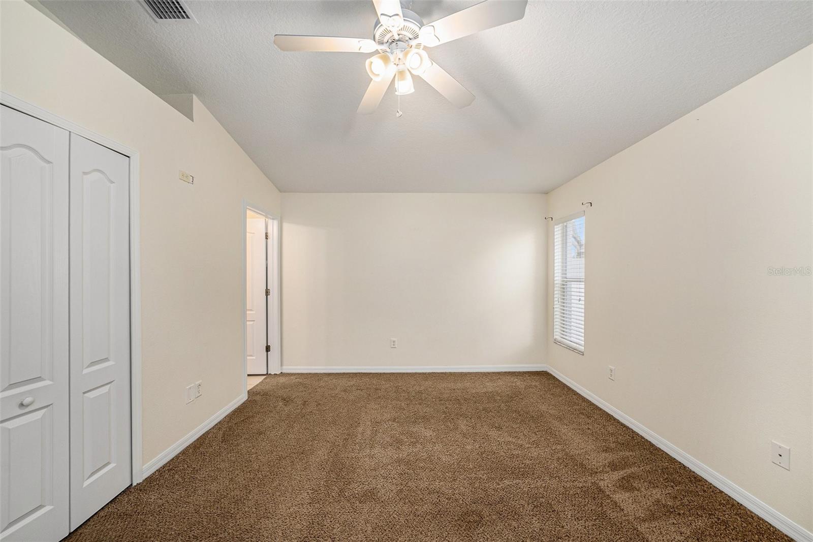 Image 17 of 24 For 7924 Carriage Pointe Drive