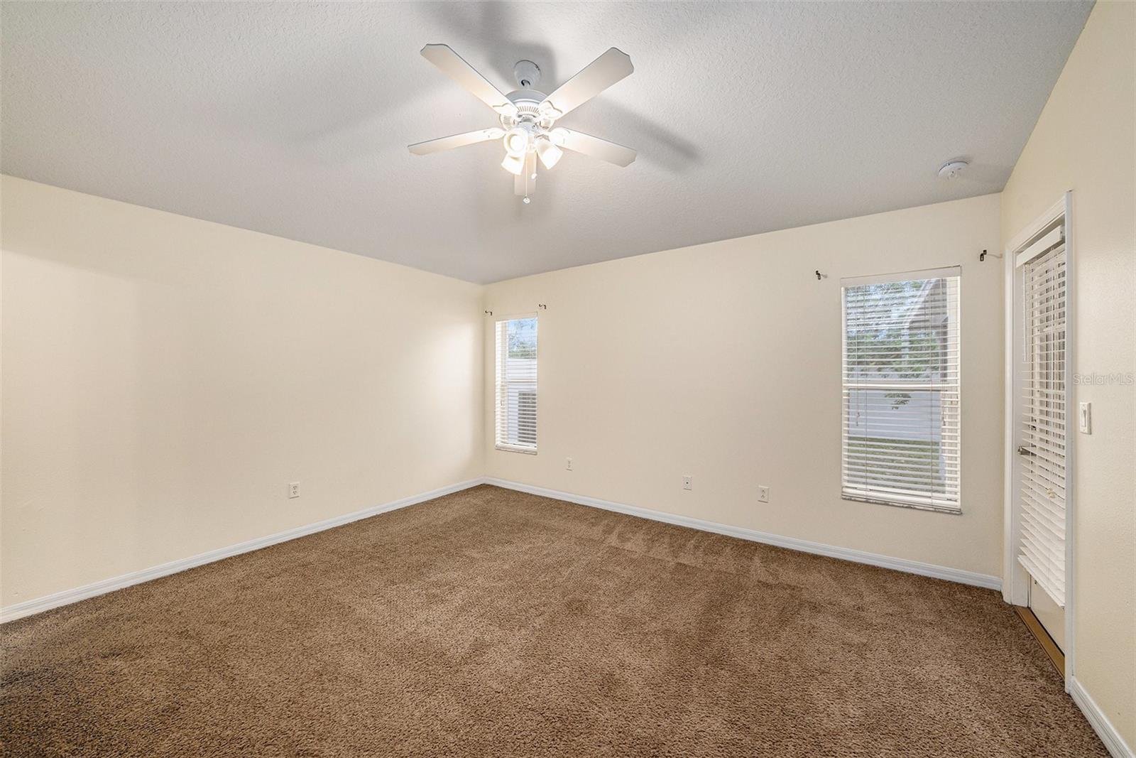 Image 18 of 24 For 7924 Carriage Pointe Drive