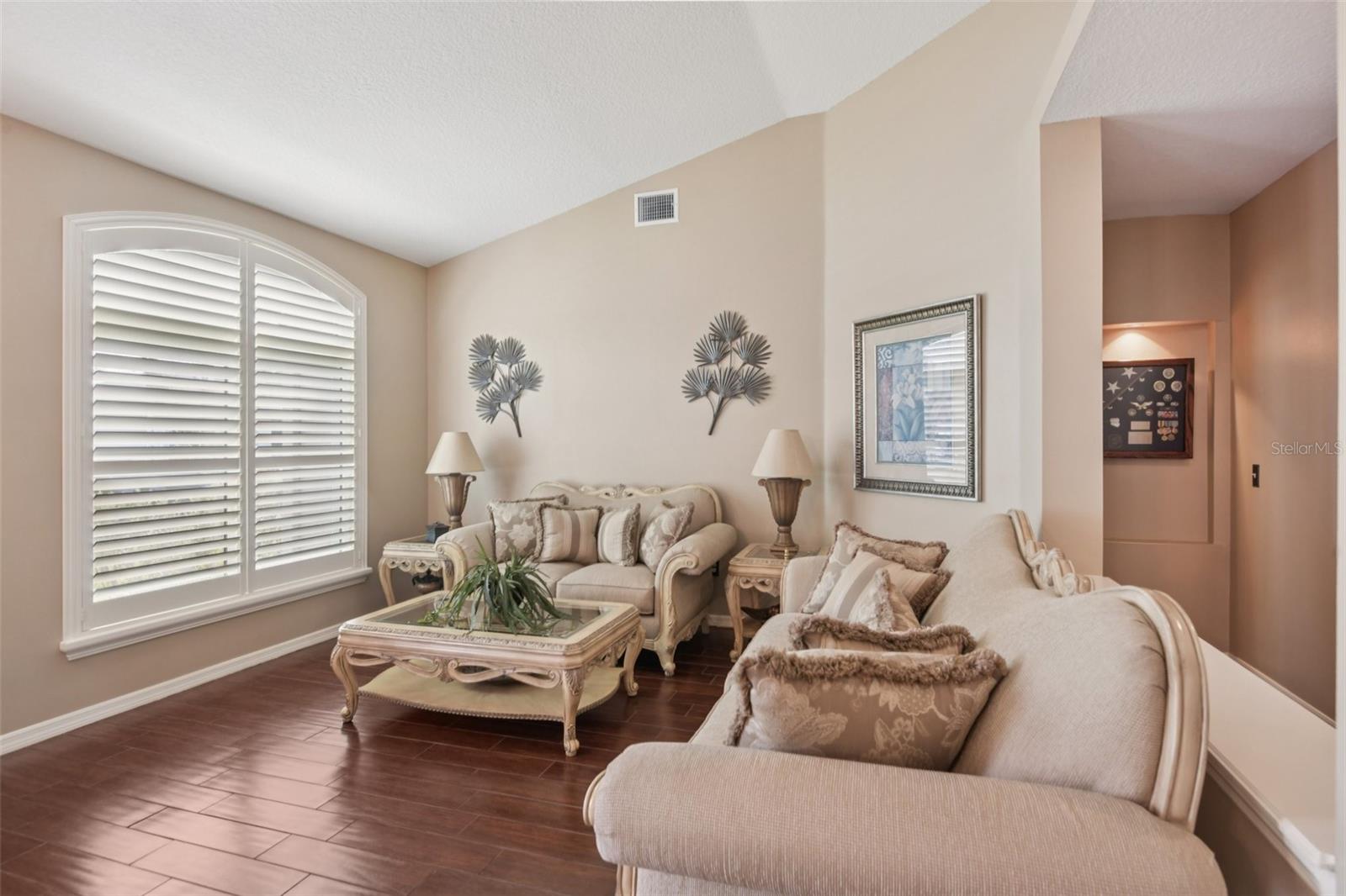 Image 13 of 74 For 28239 Brokenmead Path