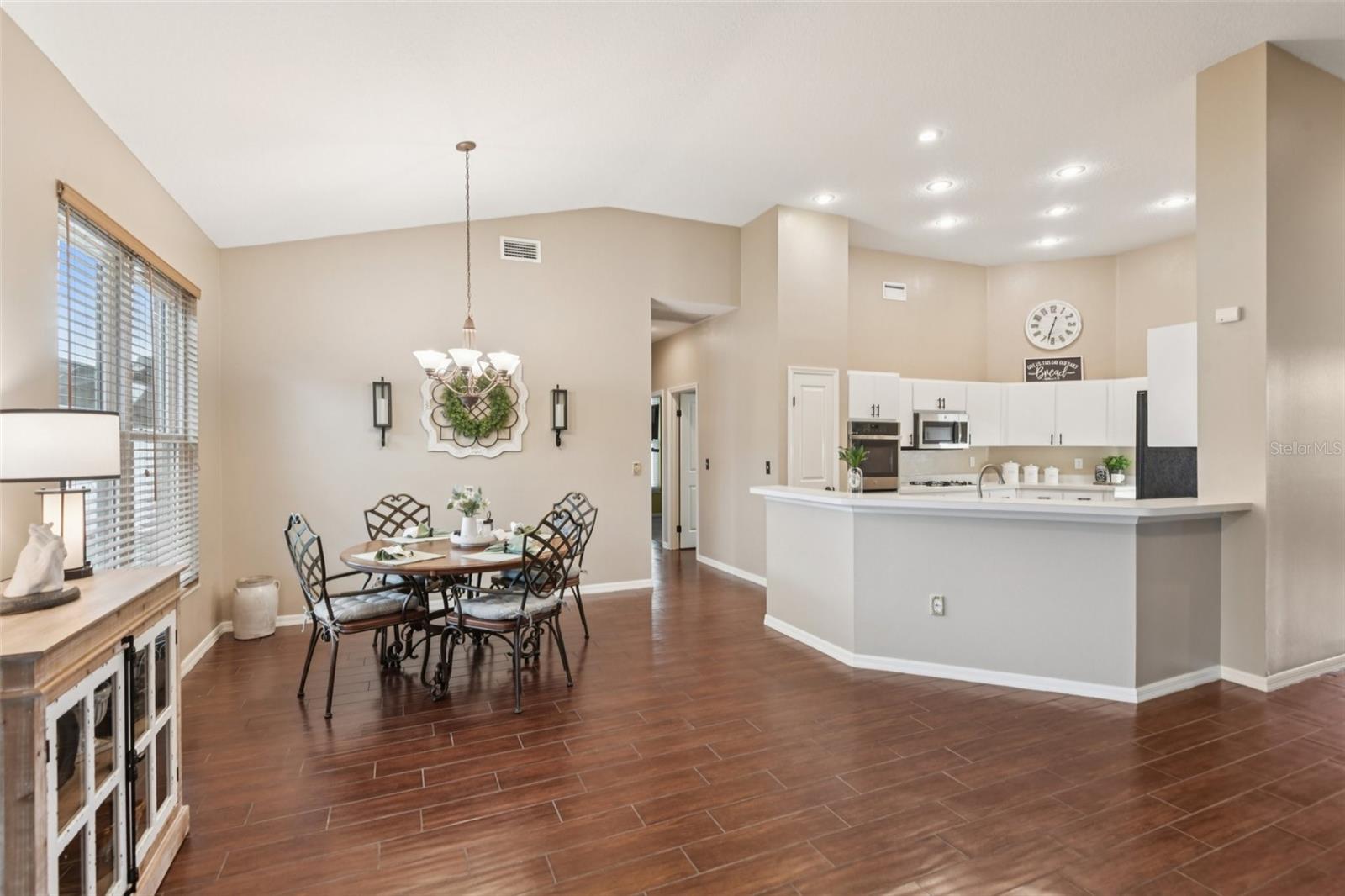 Image 14 of 74 For 28239 Brokenmead Path