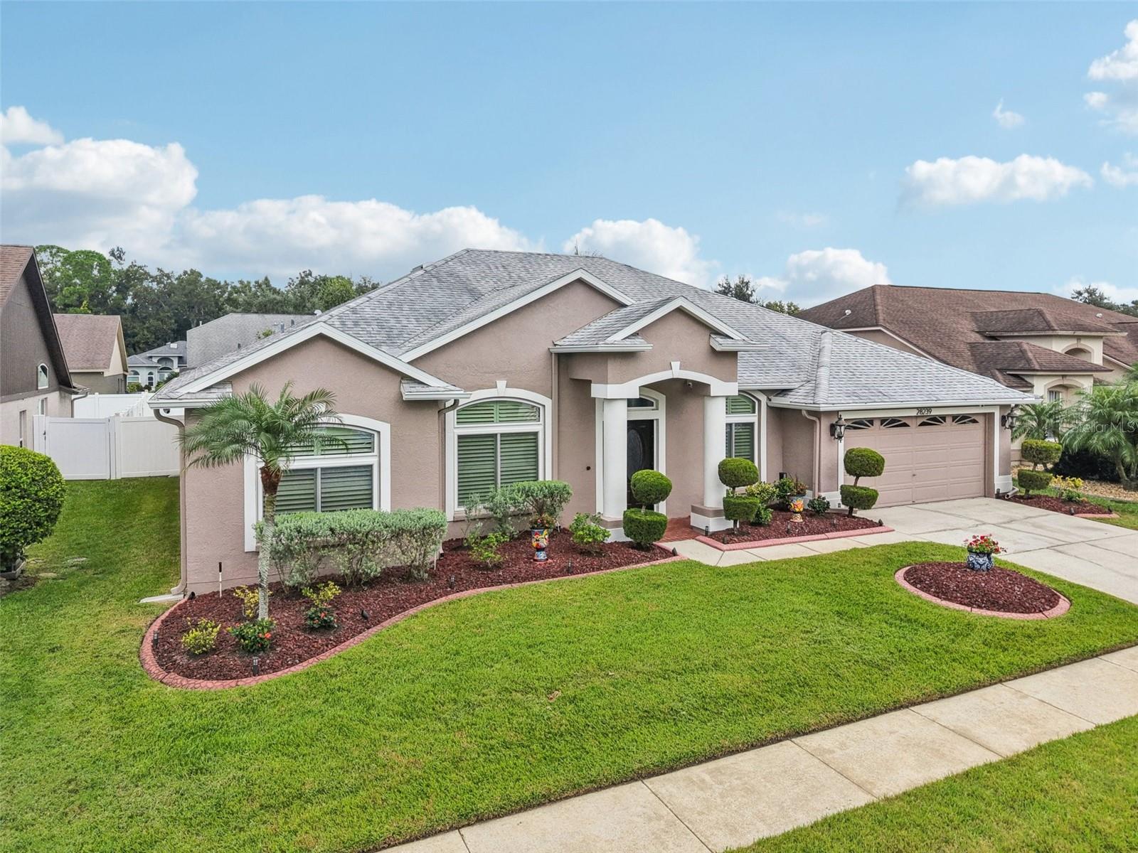 Image 44 of 74 For 28239 Brokenmead Path