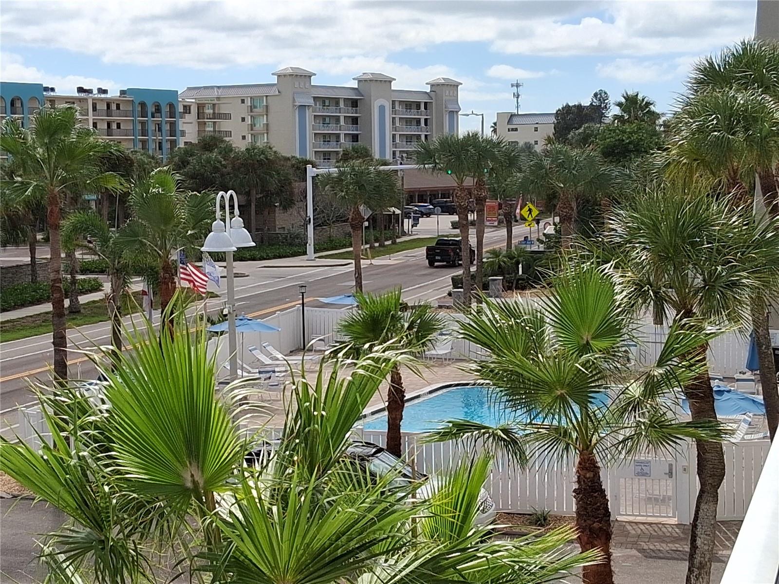 Image 25 of 40 For 19610 Gulf Blvd  206