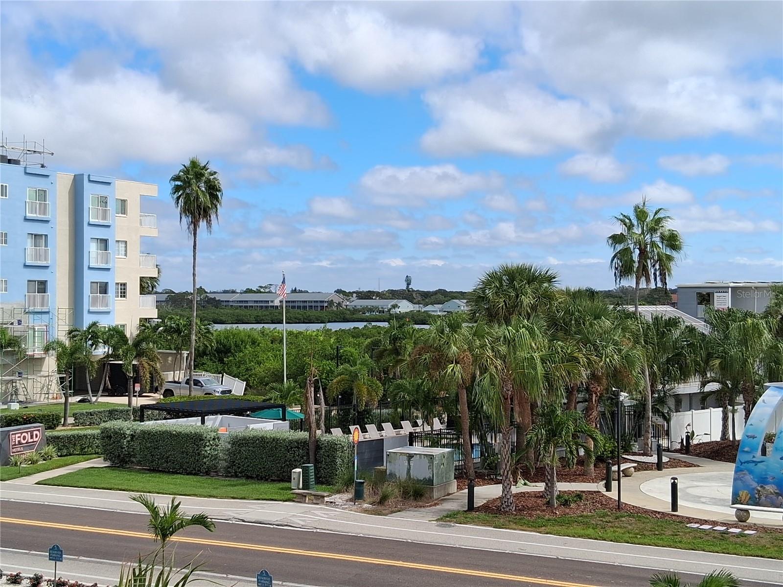 Image 4 of 40 For 19610 Gulf Blvd  206