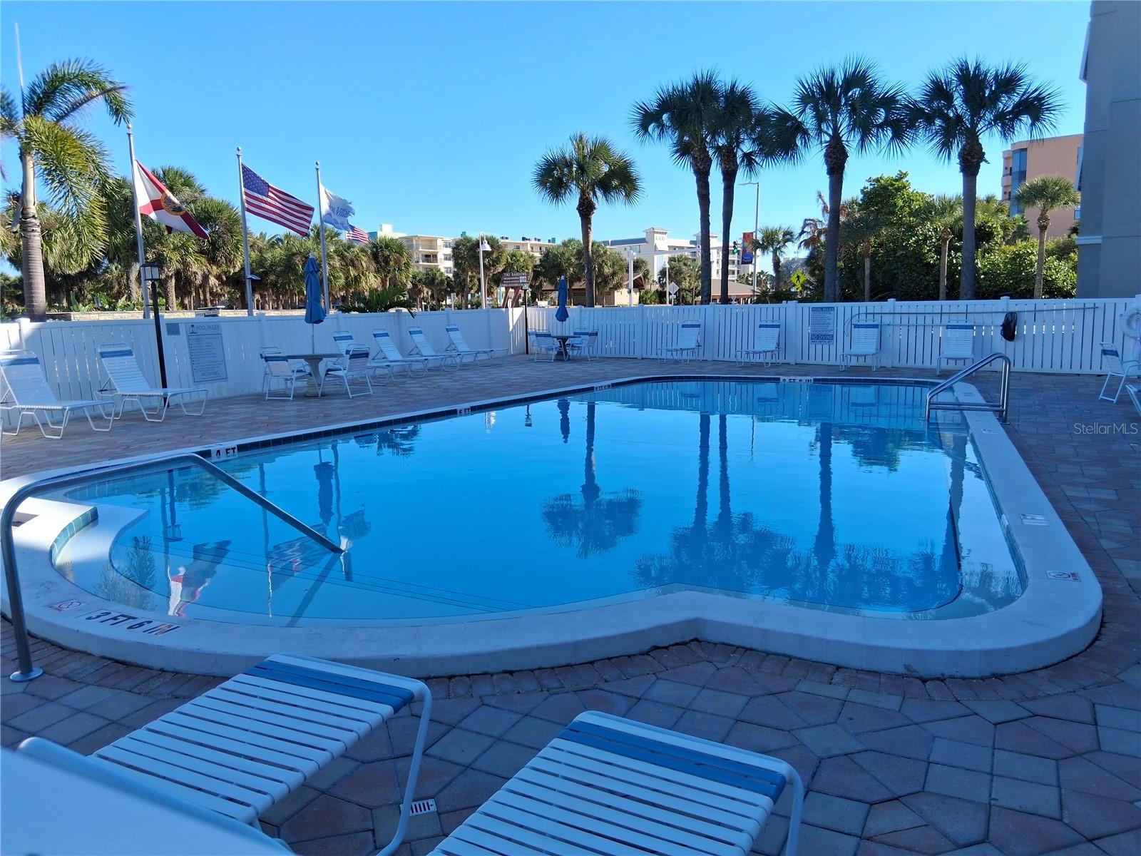 Image 45 of 70 For 19610 Gulf Blvd 206