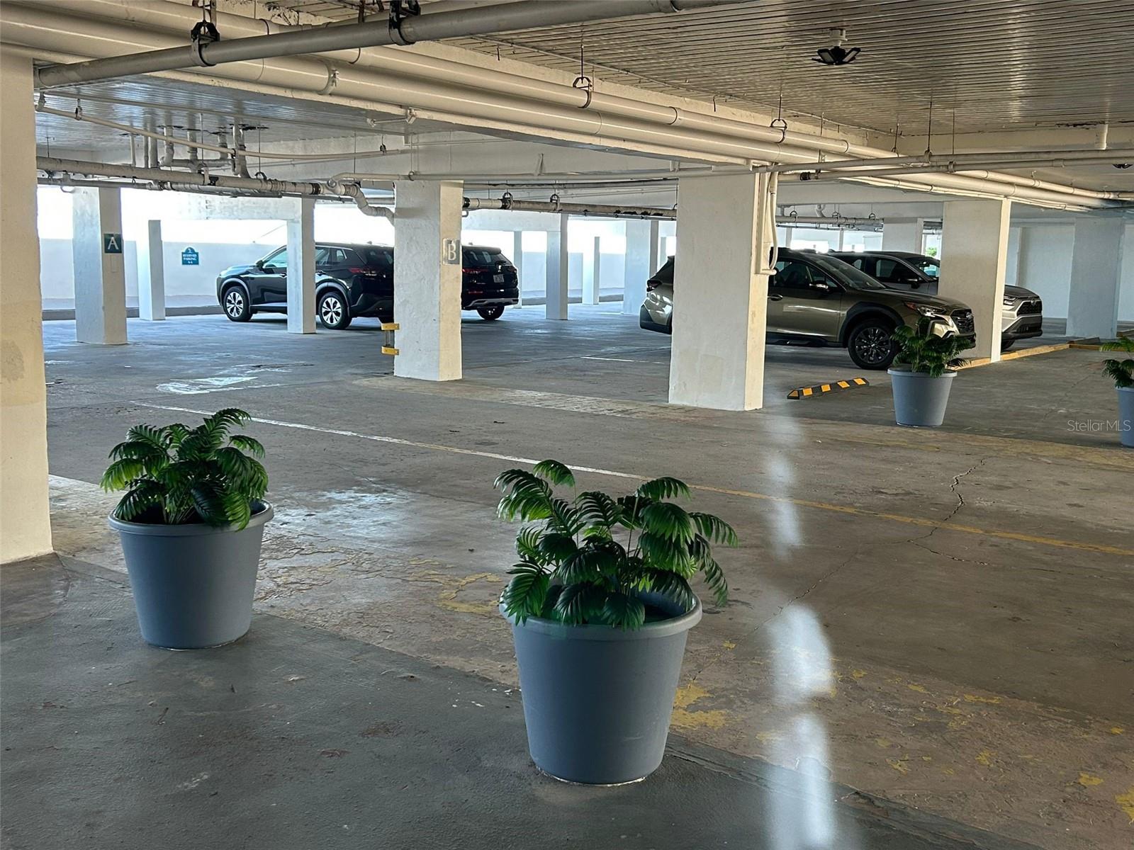 Image 60 of 70 For 19610 Gulf Blvd 206