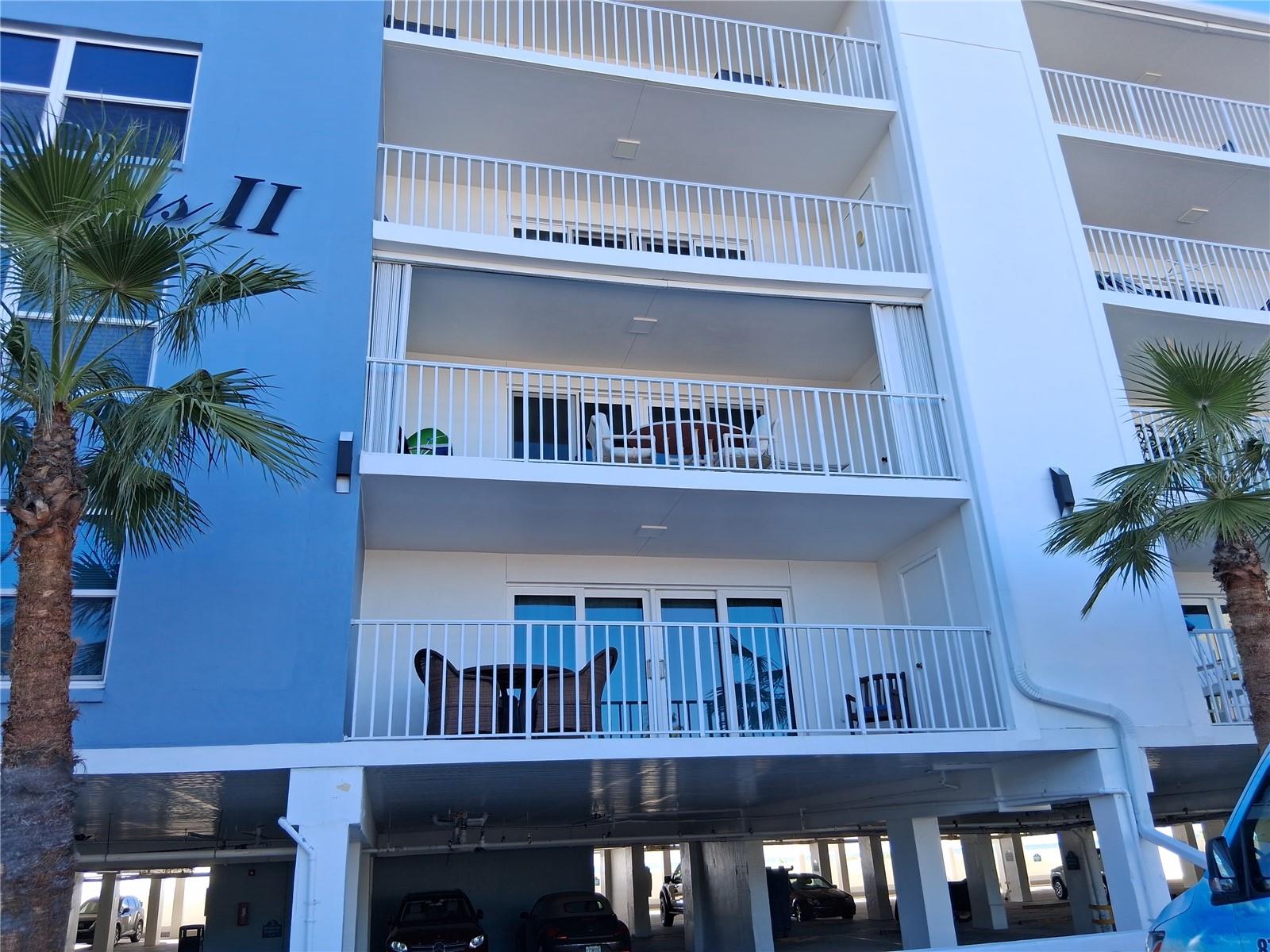 Listing photo id 72 for 19610 Gulf Blvd  206