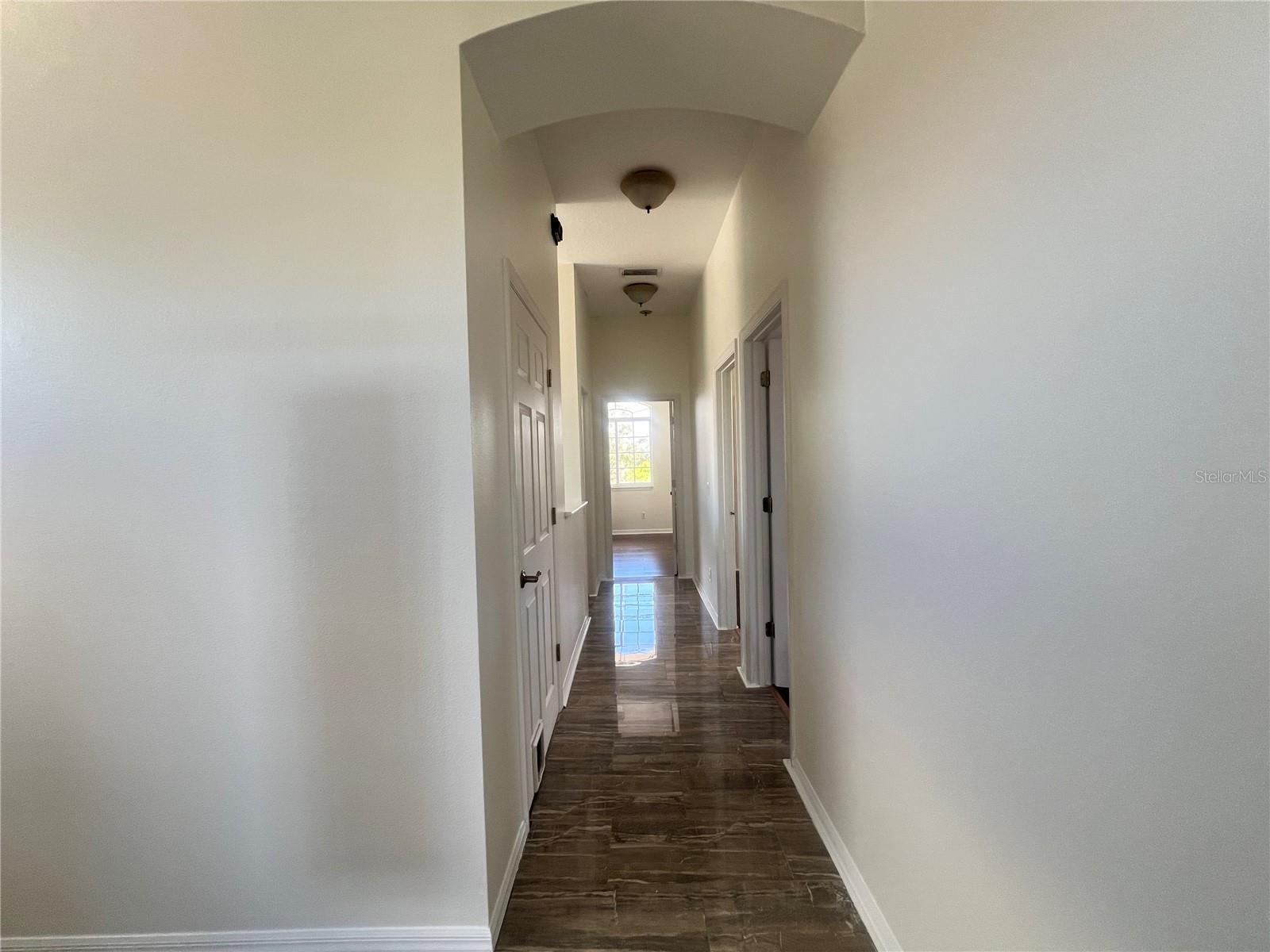 Image 9 of 18 For 6222 Laurel Creek Trail