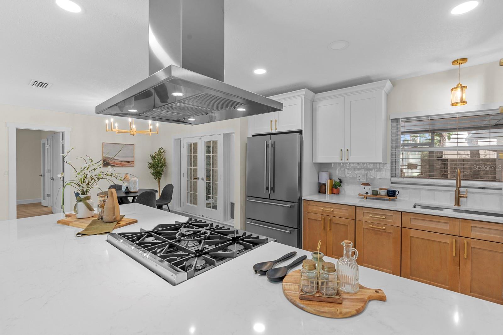 Image 17 of 68 For 4631 Sunset Boulevard